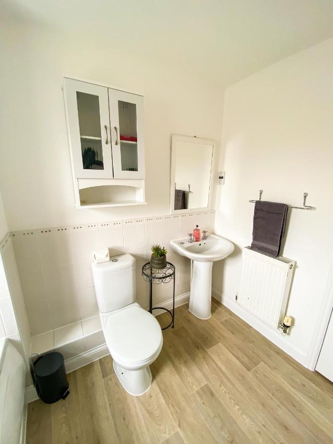Kings Quarters Boutique Rooms Hartford  Экстерьер фото