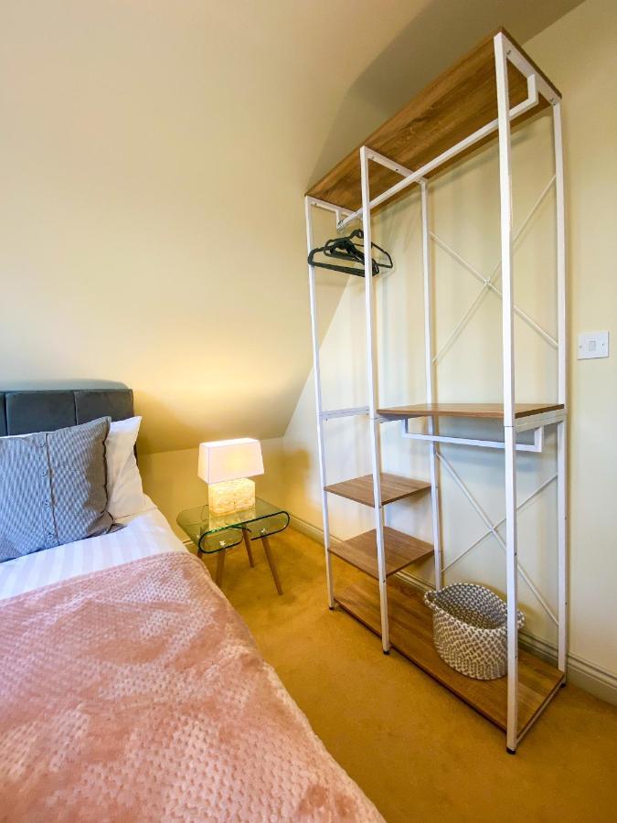 Kings Quarters Boutique Rooms Hartford  Экстерьер фото
